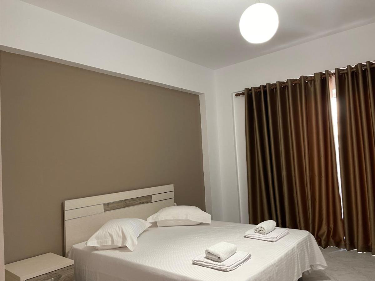 Saranda Inn Rooms & Apartments Eksteriør bilde