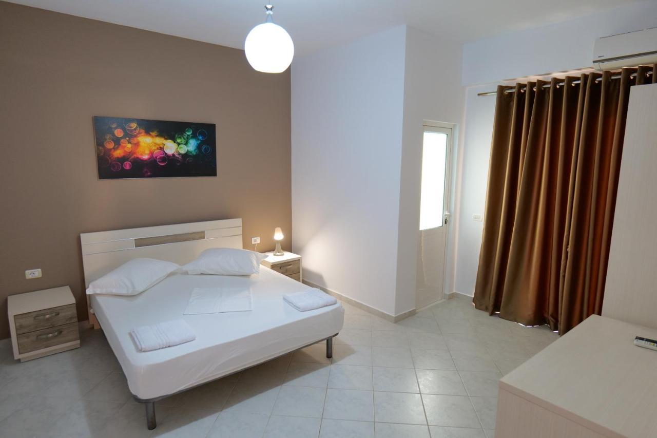 Saranda Inn Rooms & Apartments Eksteriør bilde